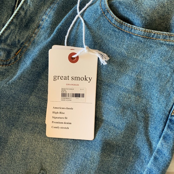 Boyfriend Ripped Straight Pants Jeans - Picture 7 of 11